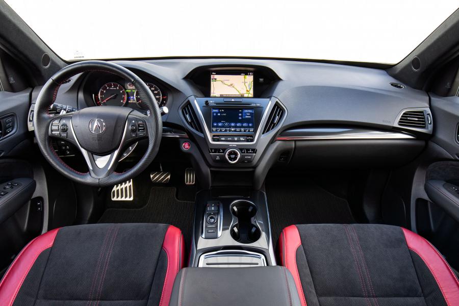 Торпедо Acura MDX A-Spec (YD3) 2018 года  (фото 25 из 40)